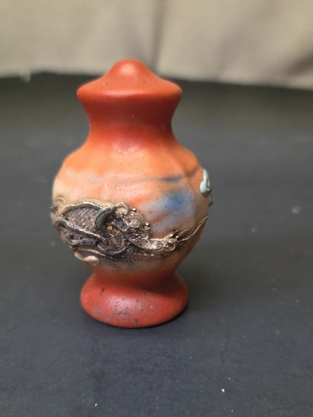 Japanese Moriage Dragonware salt and pepper shaker set.